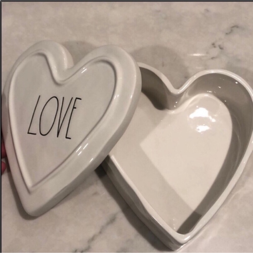 Heart-Shaped Ceramic Dish with 'Love' Inscription